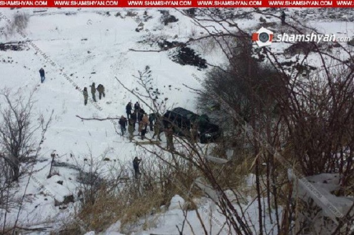 ДТП с участием машины министра обороны Армении - 2 погибших